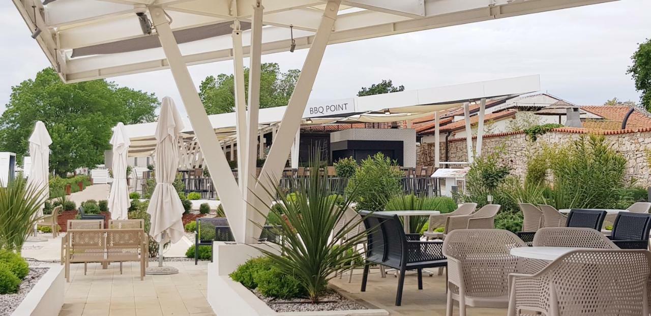 Apartment The Place Novigrad Istria Exterior foto