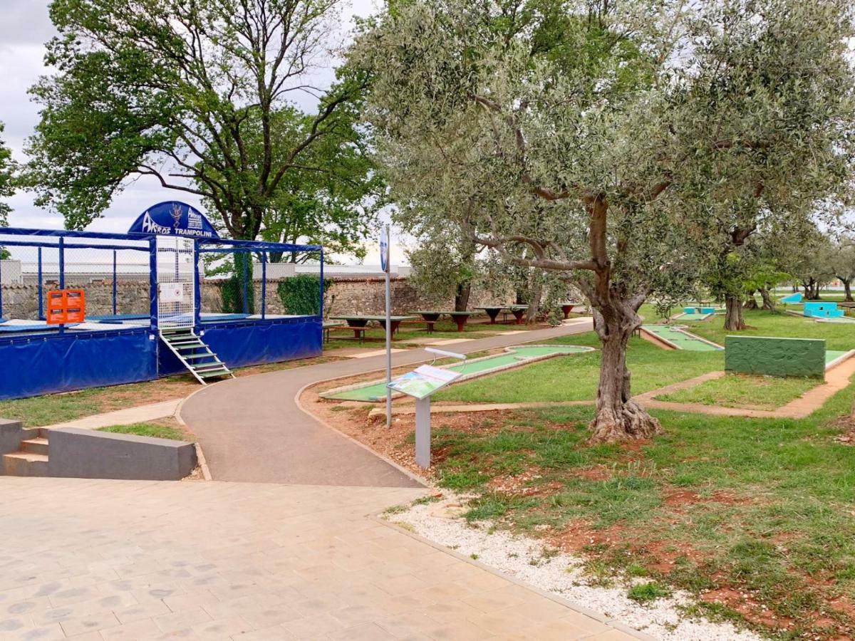 Apartment The Place Novigrad Istria Exterior foto